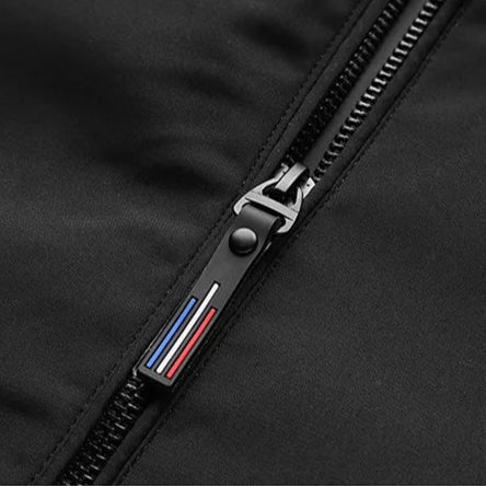 Scorrere Leisure Windbreaker